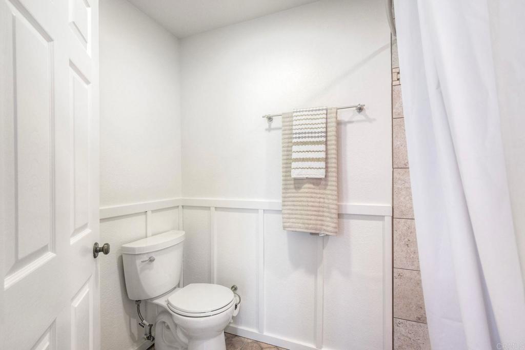 548 Via De La Valle J