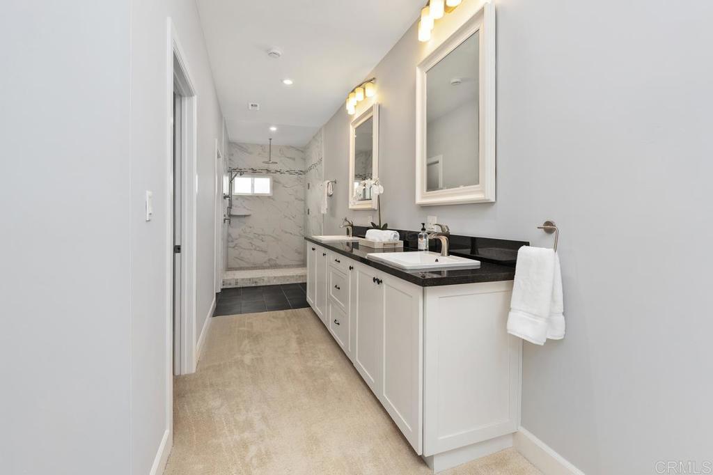 10175 Autumnview Lane