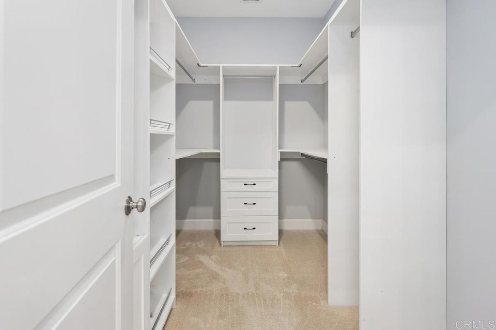 10175 Autumnview Lane