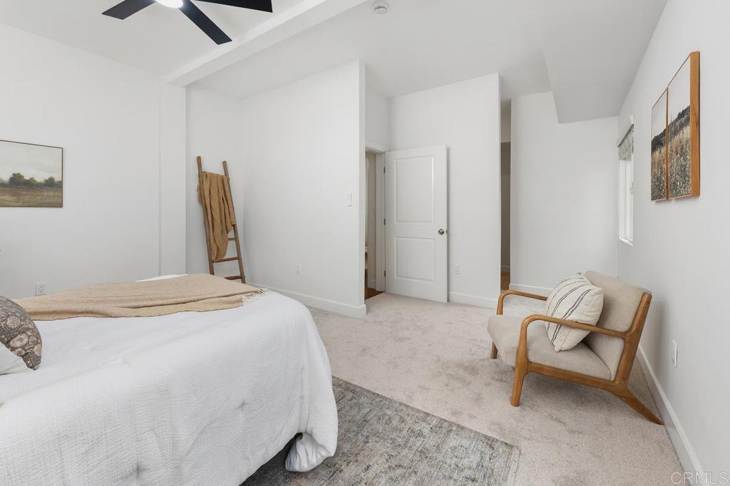 10175 Autumnview Lane