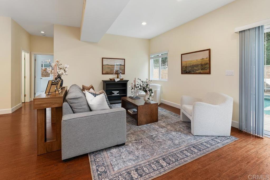 10175 Autumnview Lane