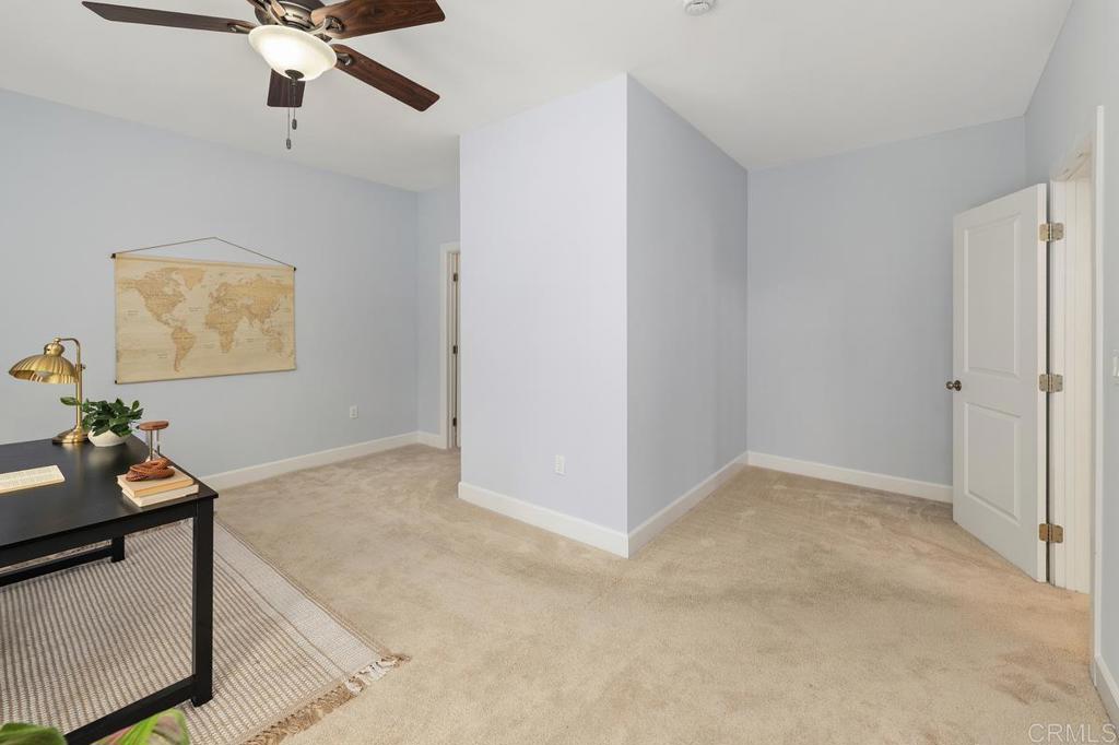 10175 Autumnview Lane