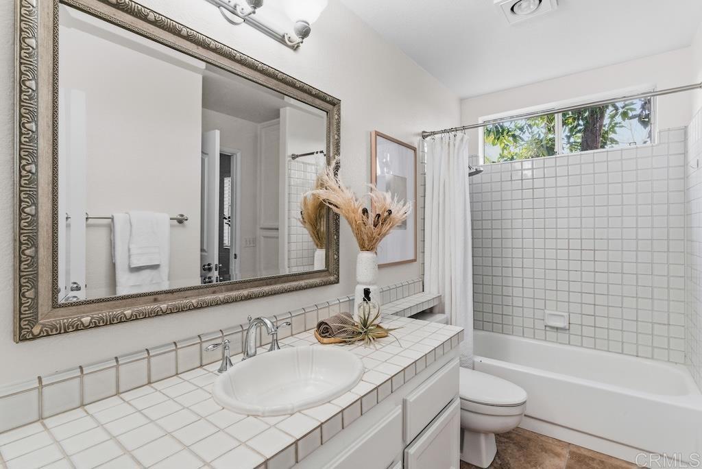 1615 Orchard Wood Road