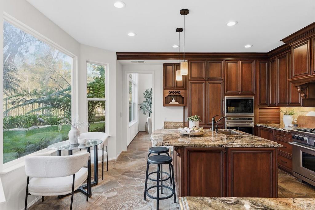 7302 Golden Star Lane