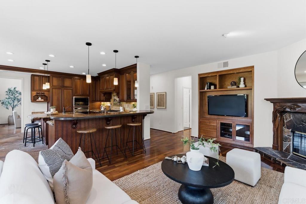 7302 Golden Star Lane