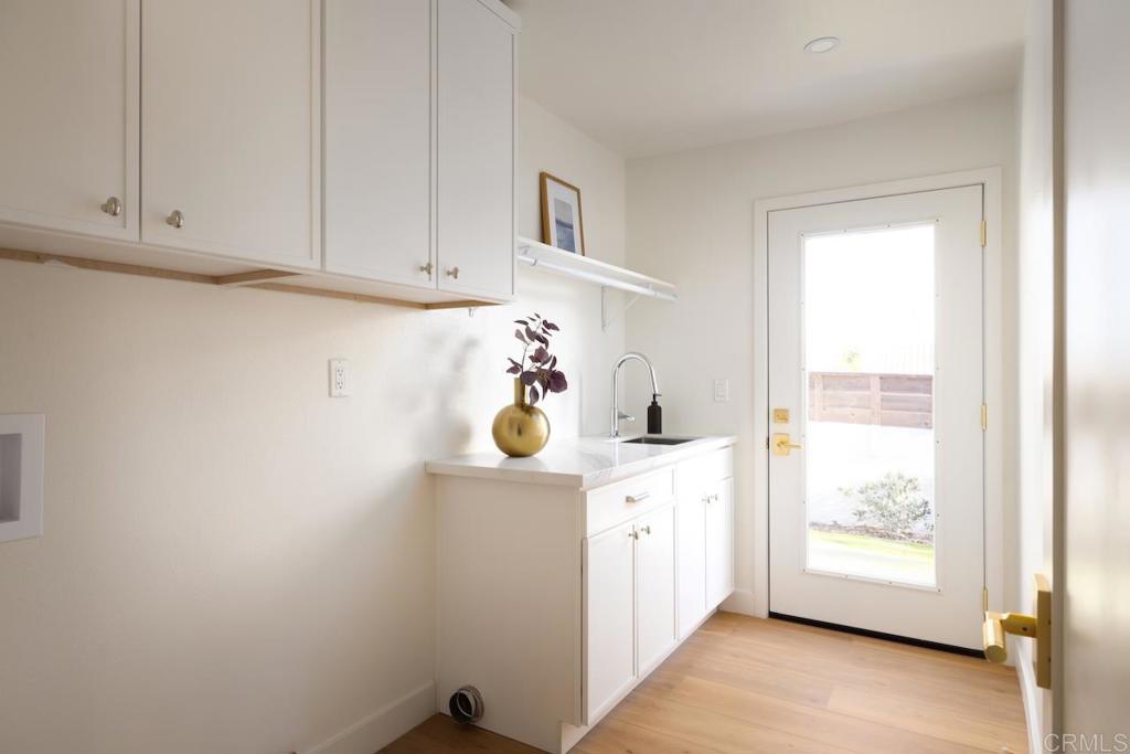 1860 Valencia Avenue