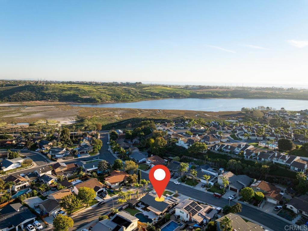 1860 Valencia Avenue