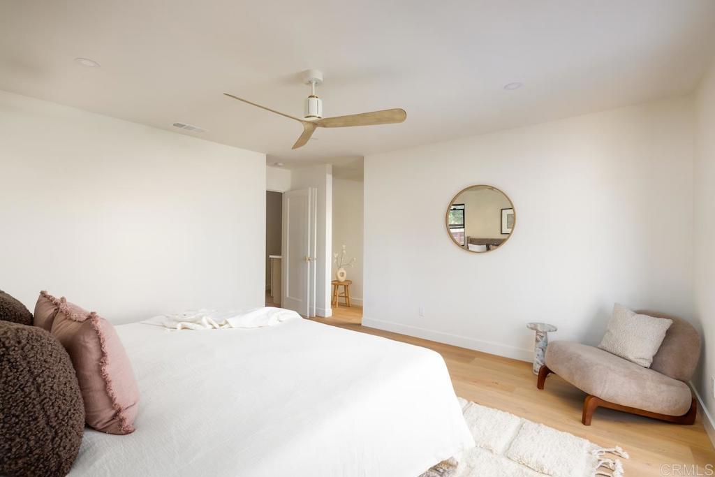 1860 Valencia Avenue