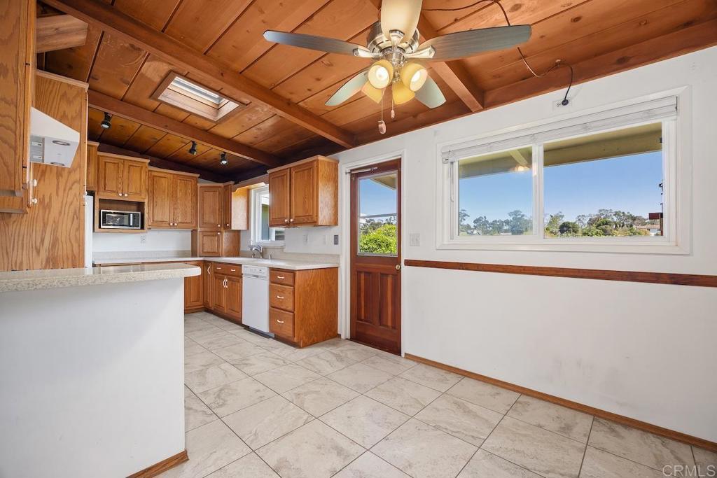 2600 Highland Drive