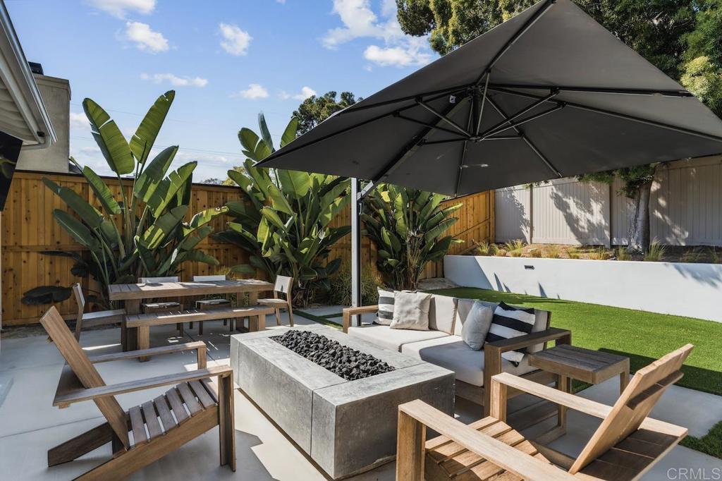 1652 Clearwater Place