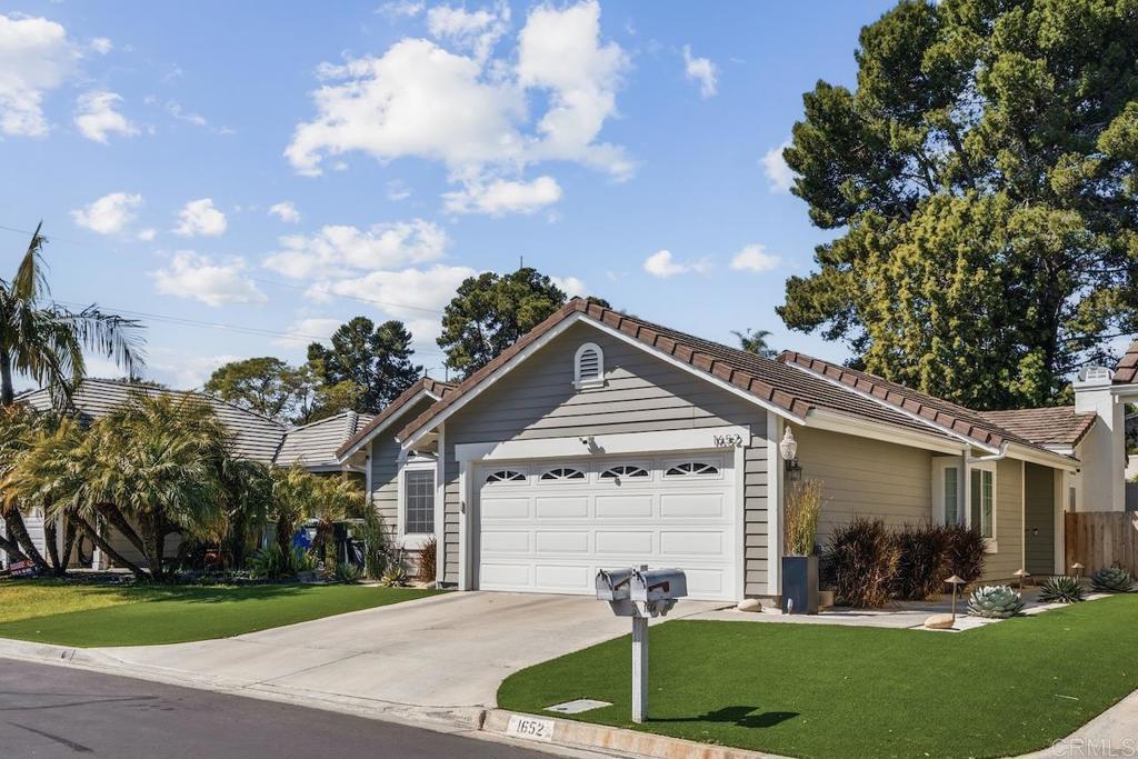 1652 Clearwater Place