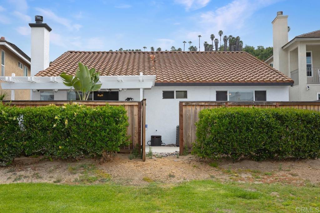 3327 Avocado Vista Lane