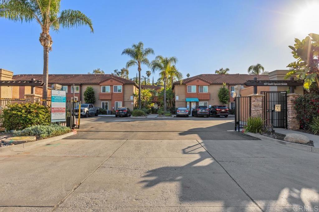 101 S Spruce Street 231