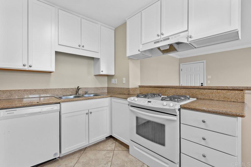 101 S Spruce Street 231
