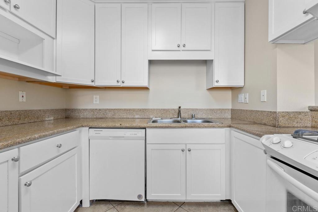 101 S Spruce Street 231