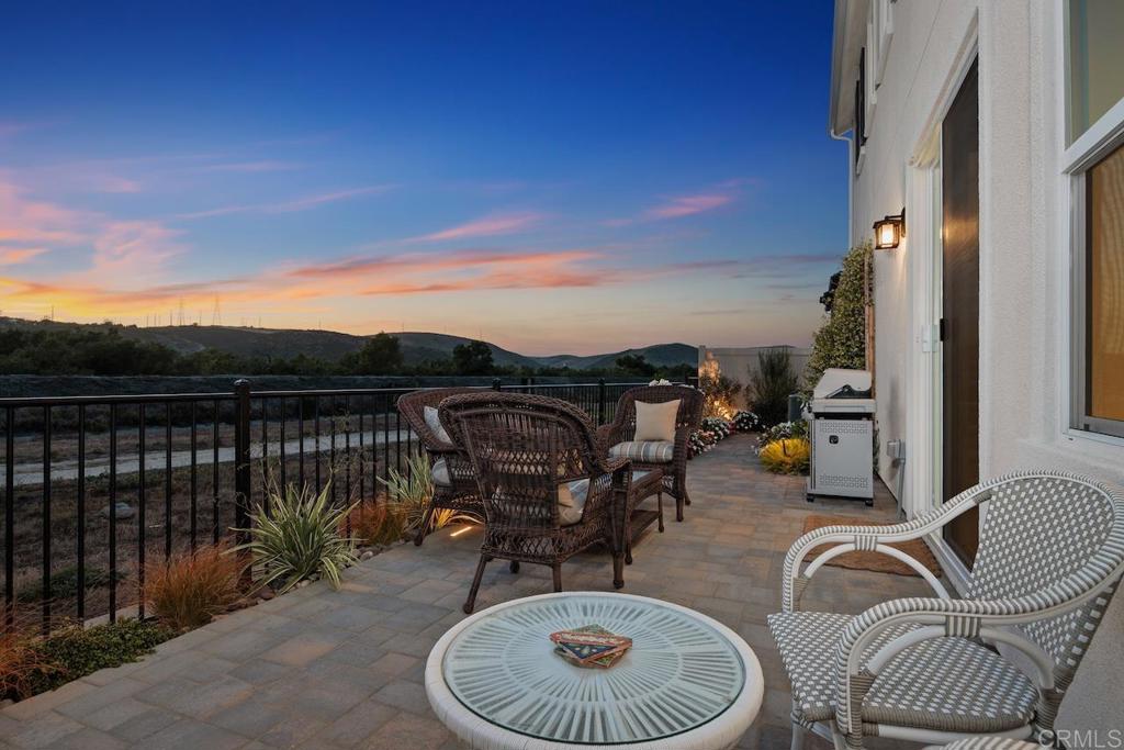 741 Kingbird Loop
