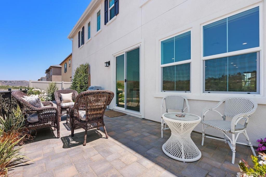741 Kingbird Loop