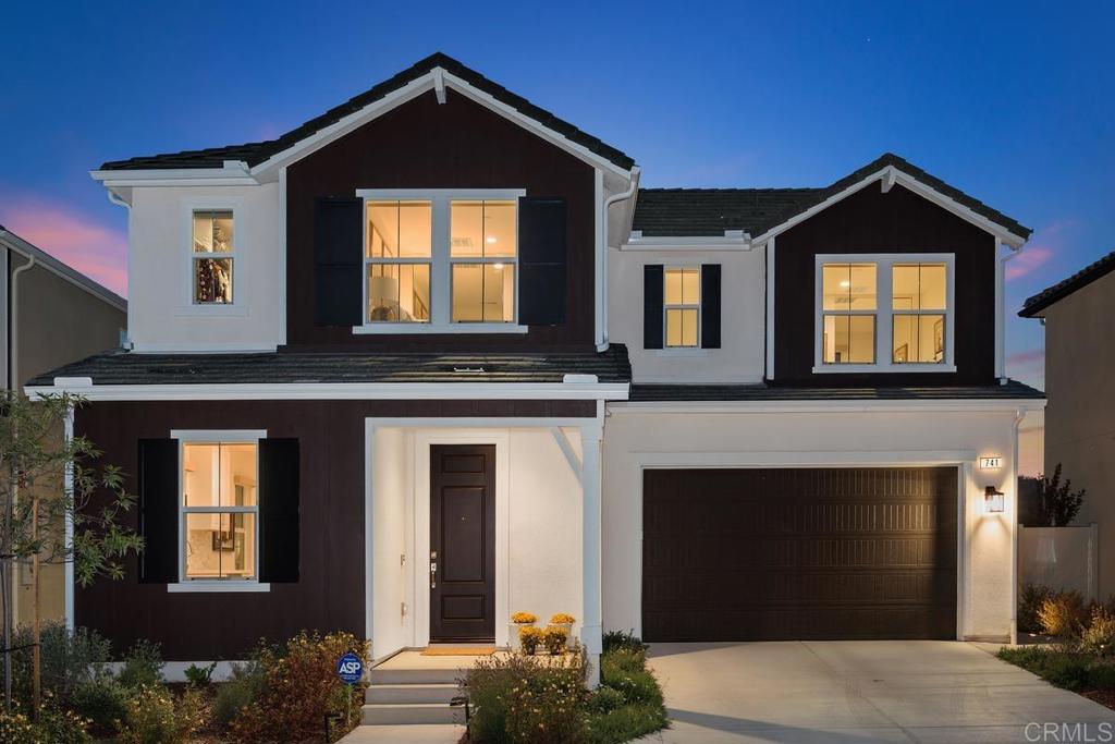 741 Kingbird Loop