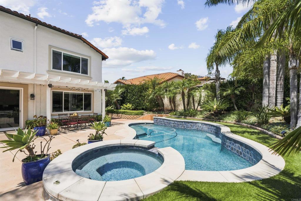 6658 Towhee Lane