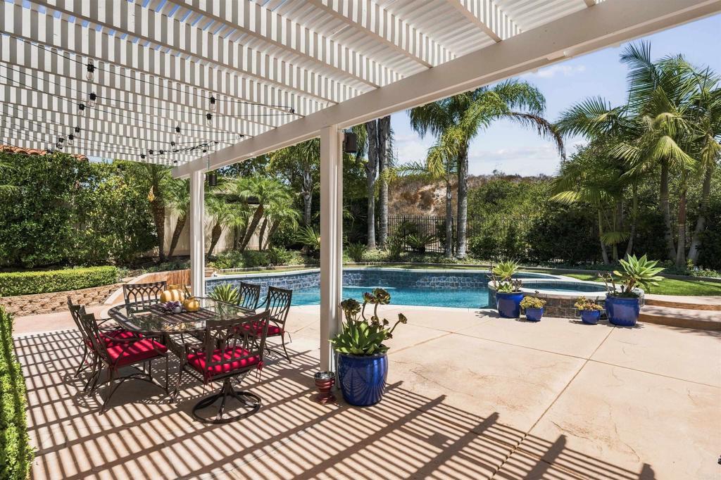 6658 Towhee Lane