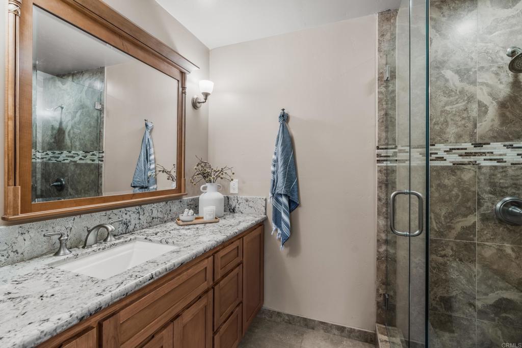 11670 Tierra del Sur