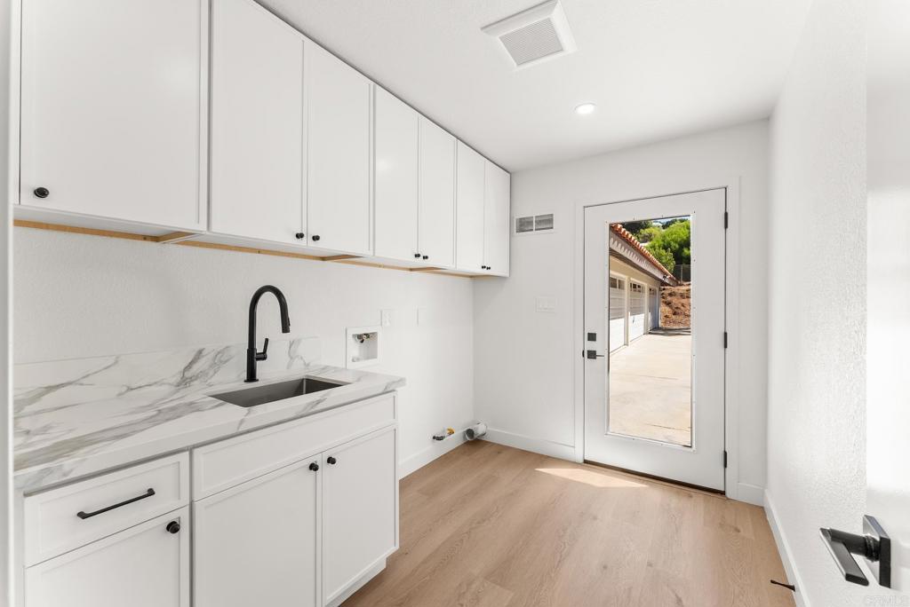 938 Evergreen Lane