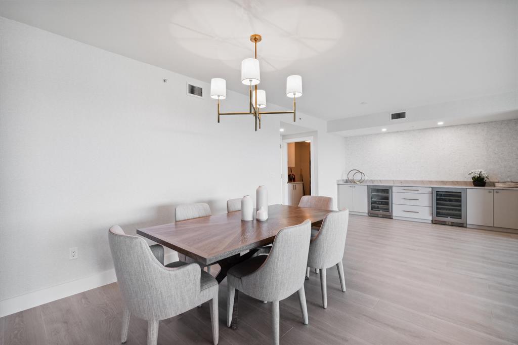 550 SE Mizner Boulevard B404