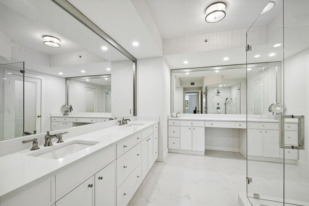 550 SE Mizner Boulevard B404