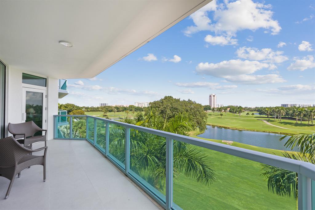 550 SE Mizner Boulevard B404