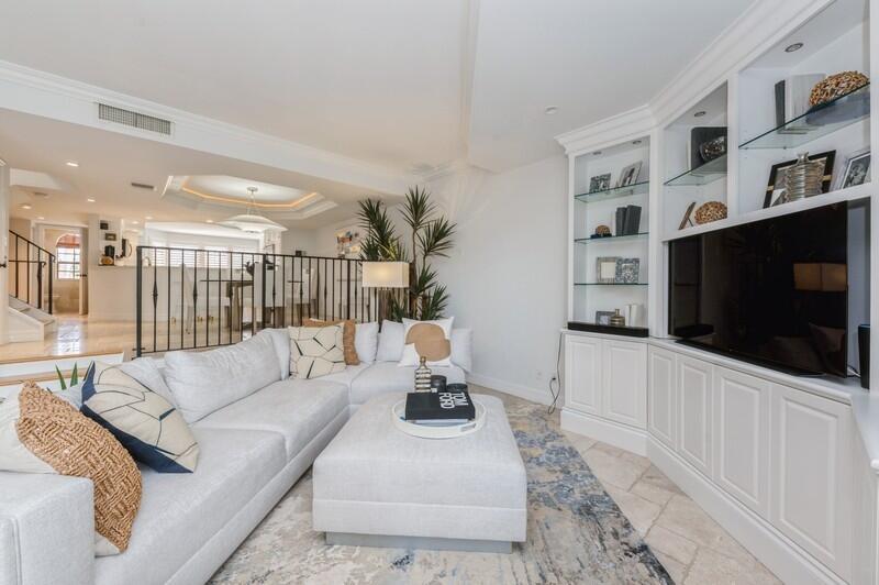 4401 N Ocean Boulevard 16