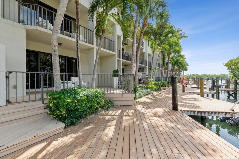 4401 N Ocean Boulevard 16