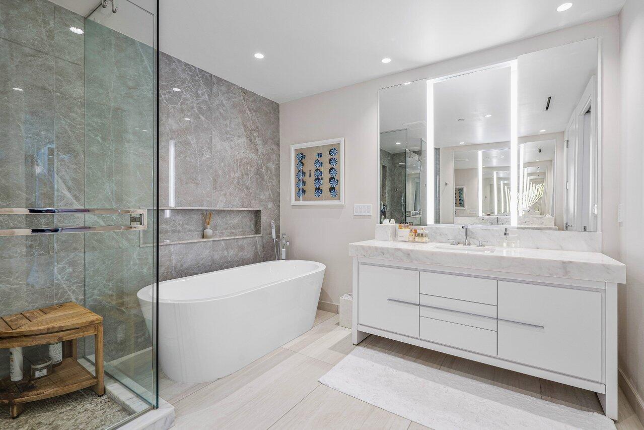 200 SE Mizner Boulevard 308