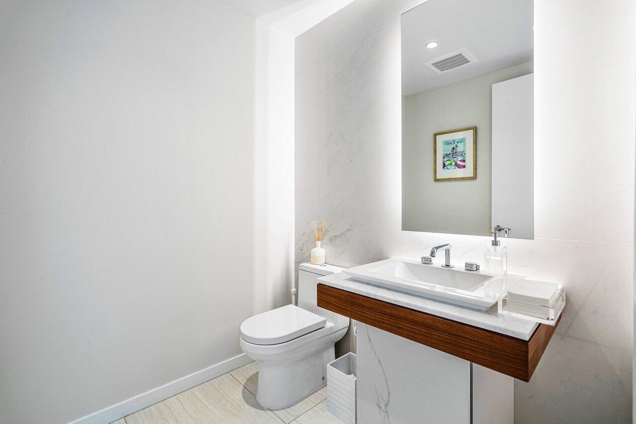 200 SE Mizner Boulevard 308