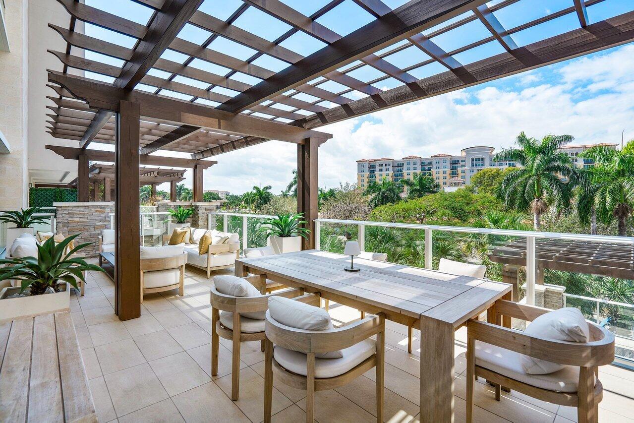 200 SE Mizner Boulevard 308