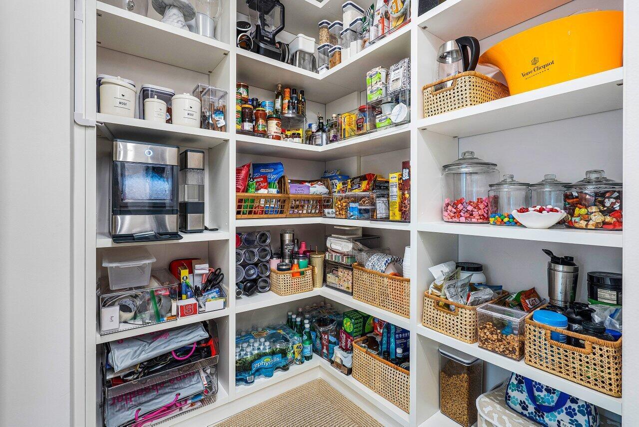 200 SE Mizner Boulevard 308