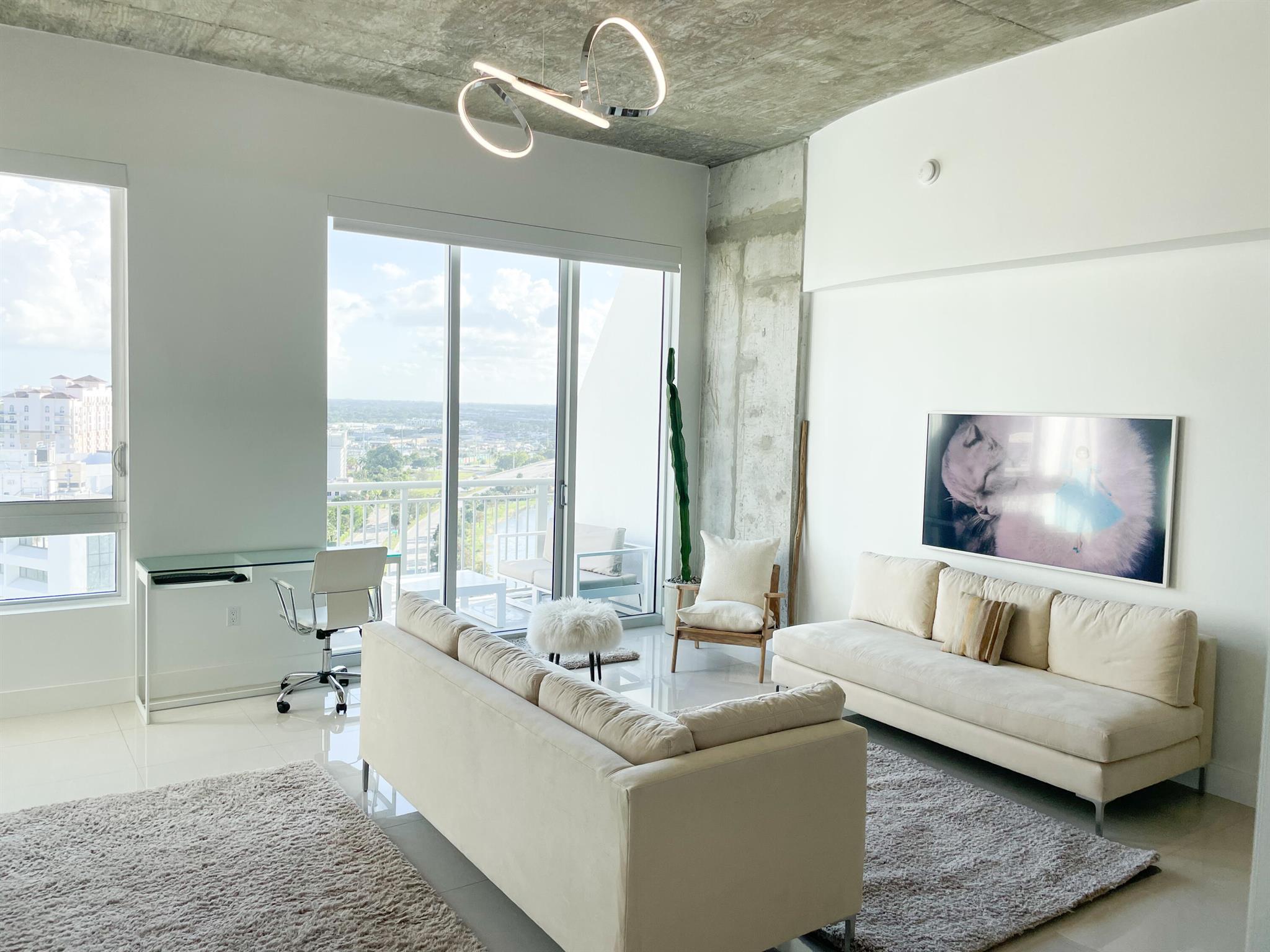 300 S Australian Av 1615