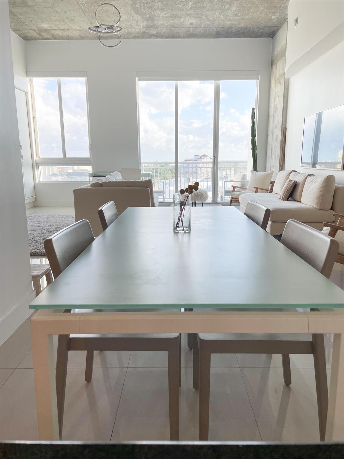 300 S Australian Av 1615