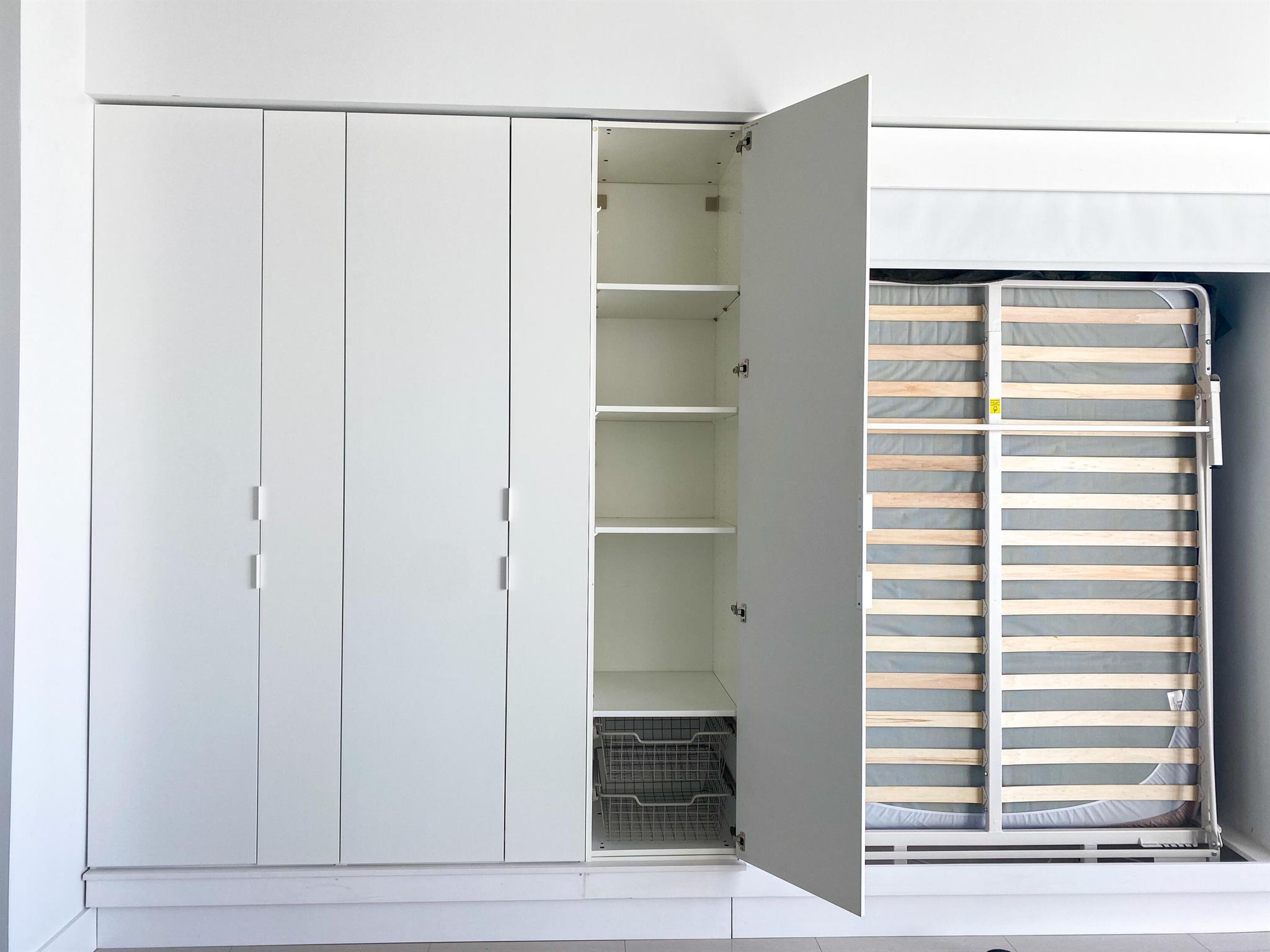 300 S Australian Av 1615