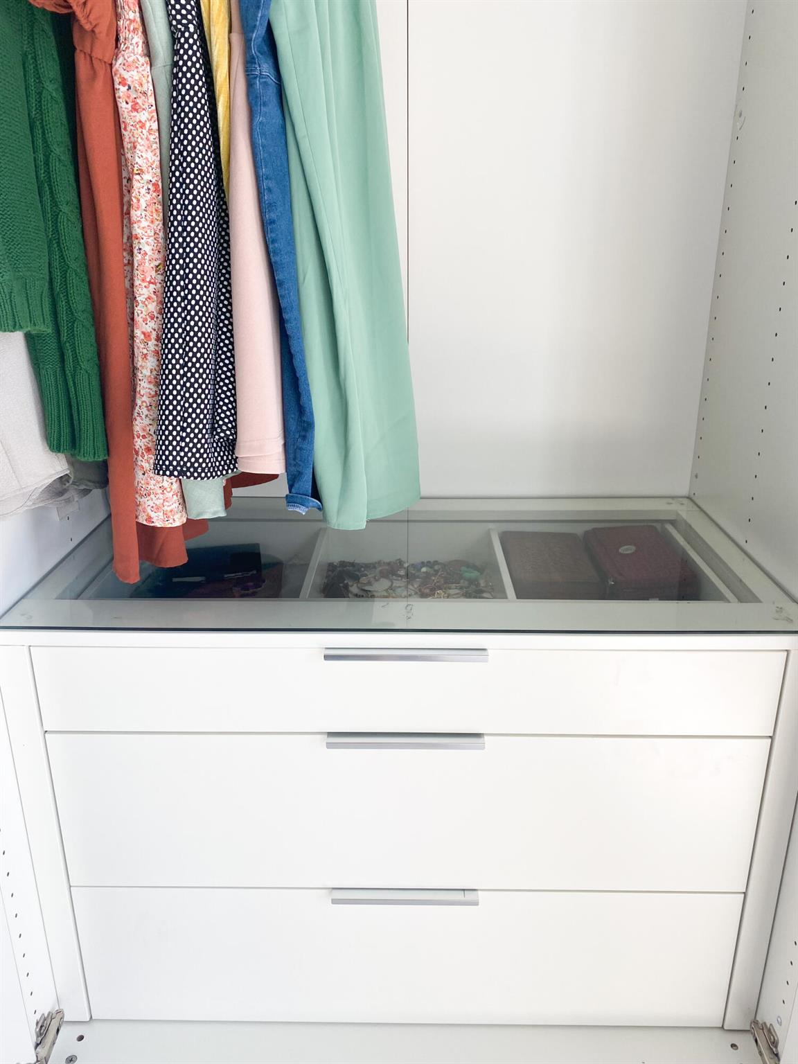 300 S Australian Av 1615