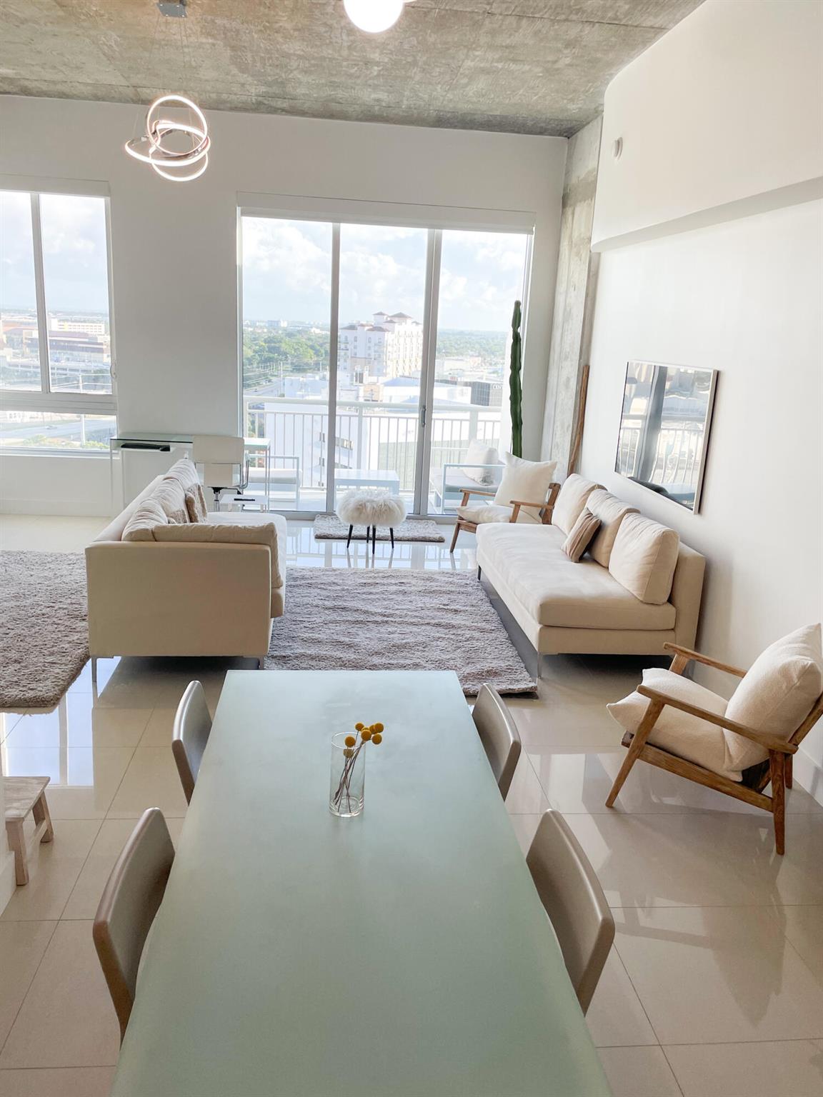 300 S Australian Av 1615