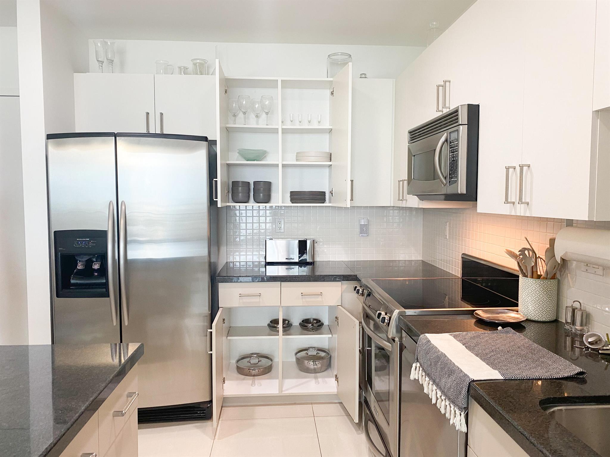 300 S Australian Av 1615