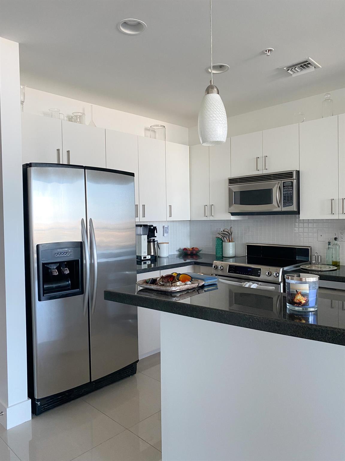 300 S Australian Av 1615