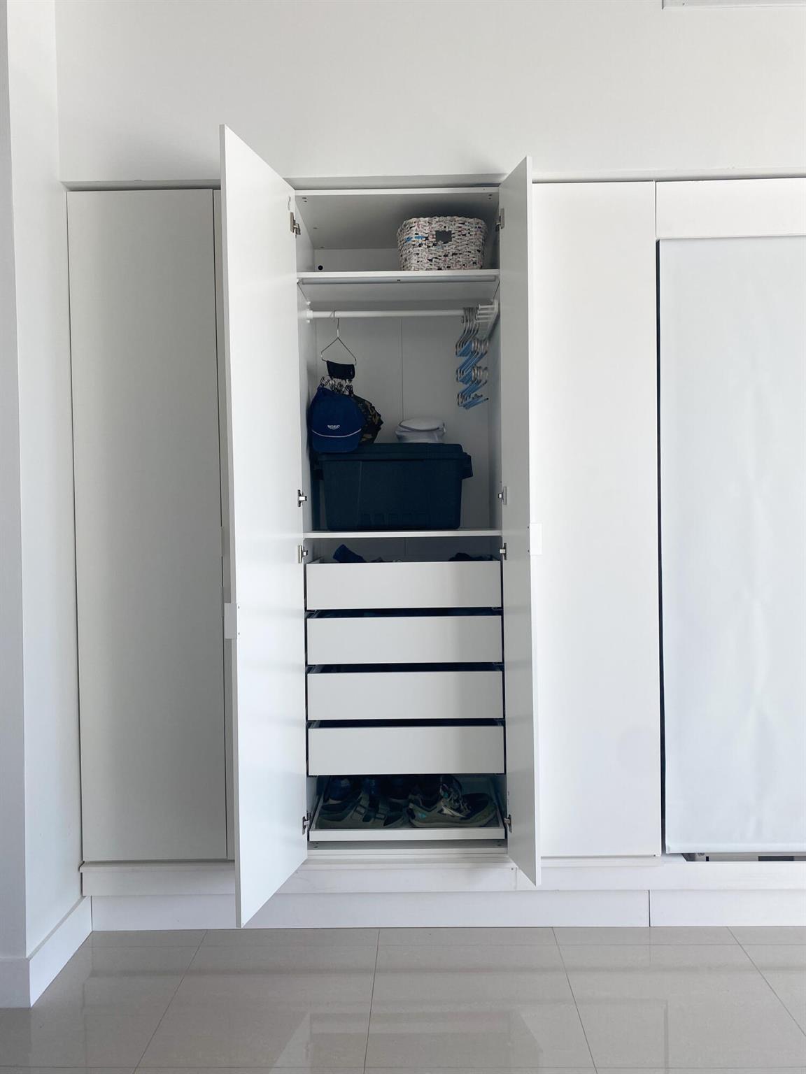 300 S Australian Av 1615