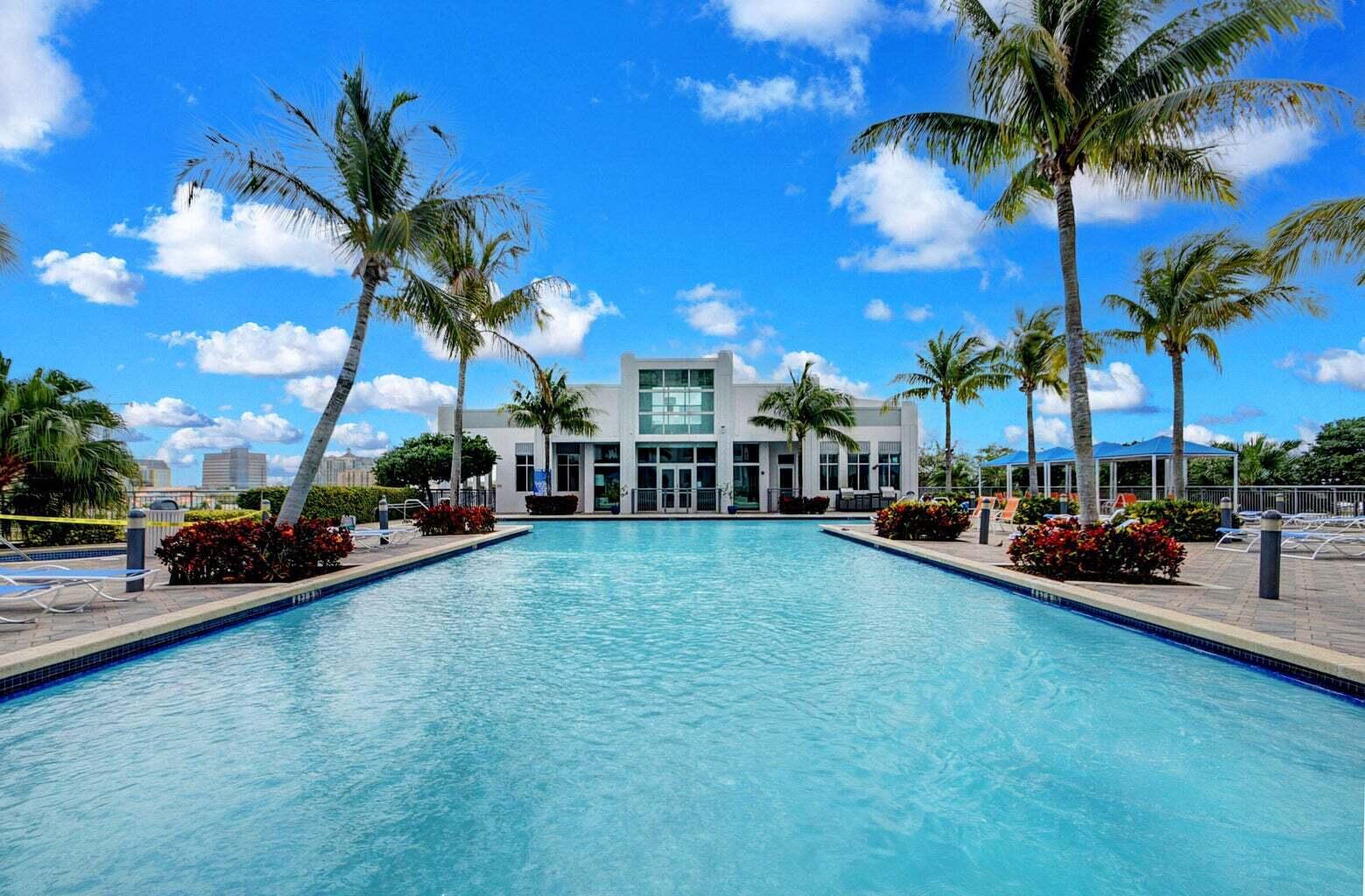 300 S Australian Av 1615