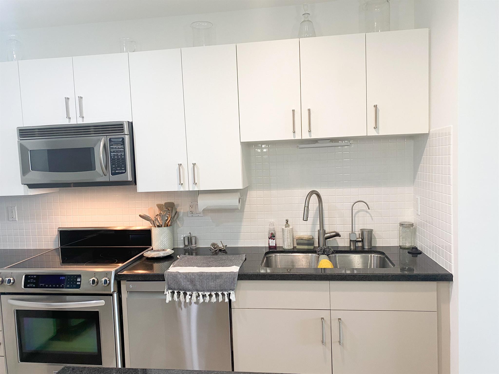 300 S Australian Av 1615