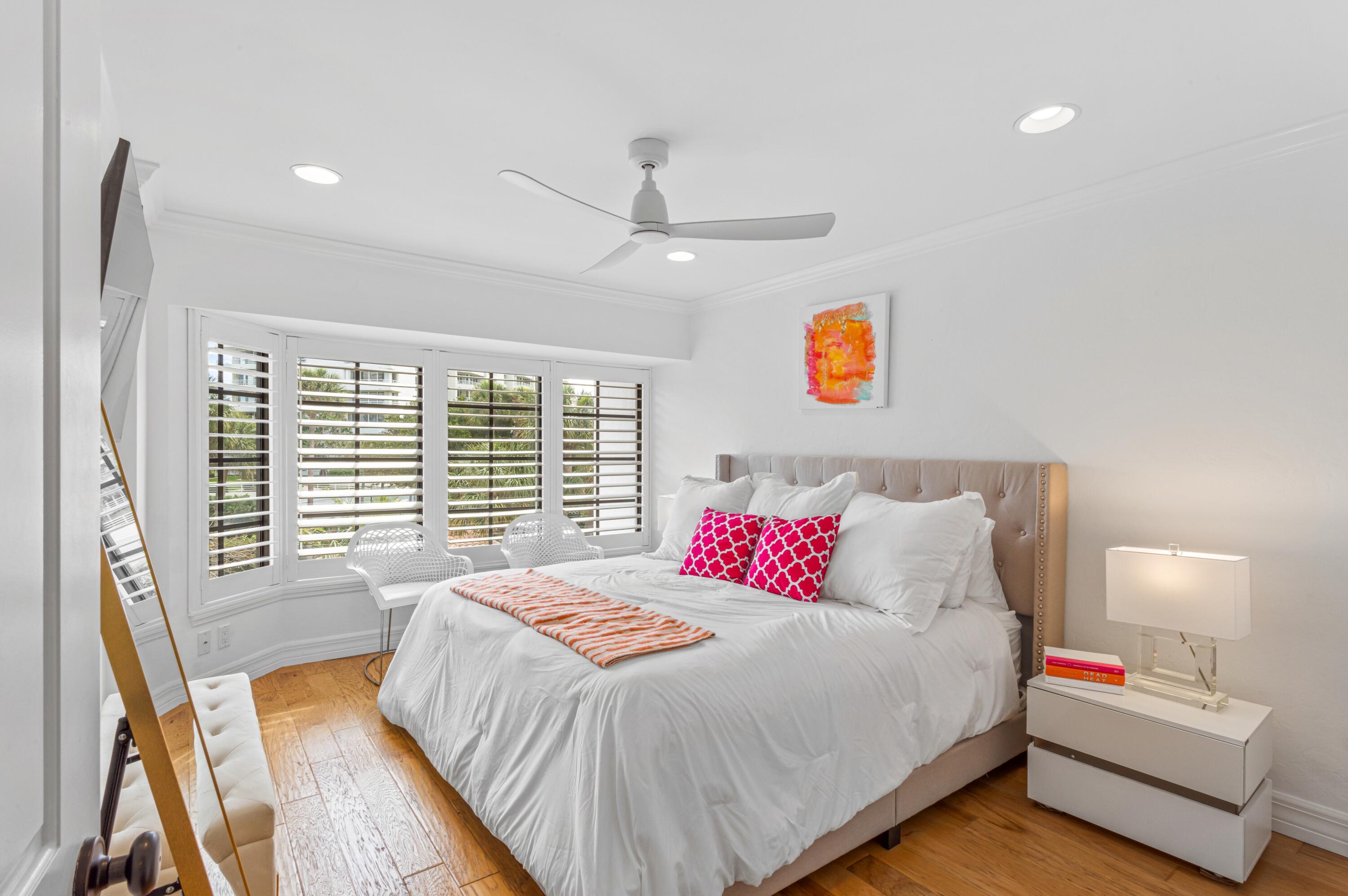 4401 N Ocean Boulevard 16