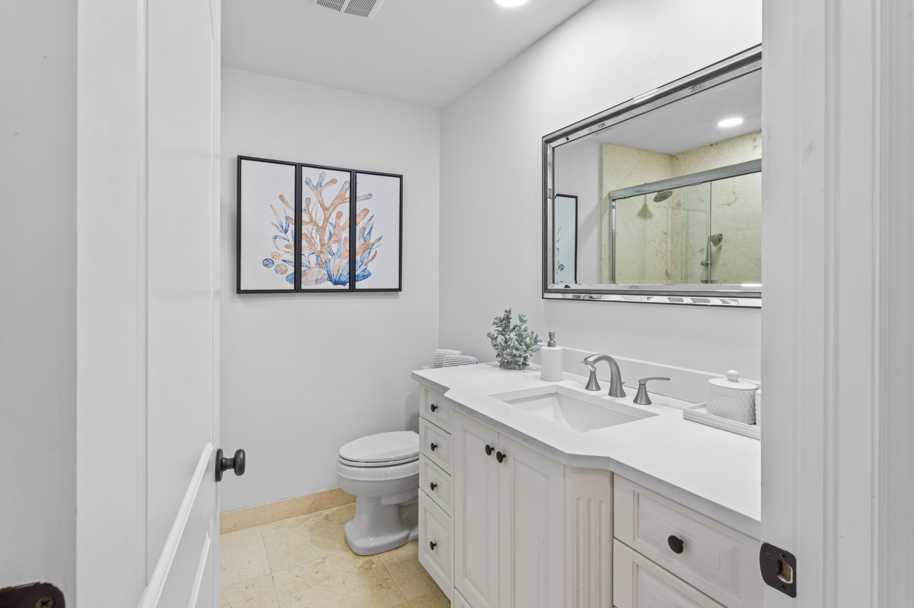 4401 N Ocean Boulevard 16