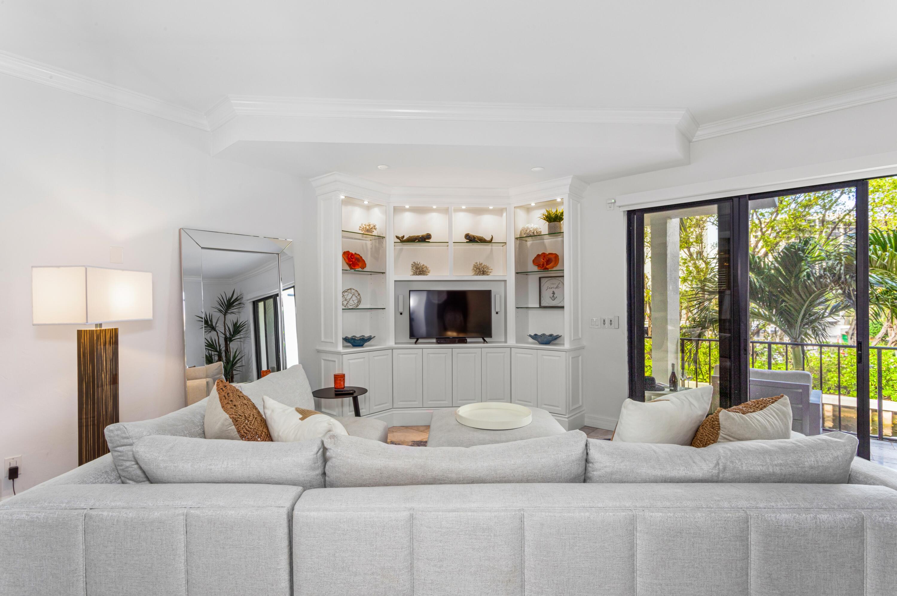 4401 N Ocean Boulevard 16