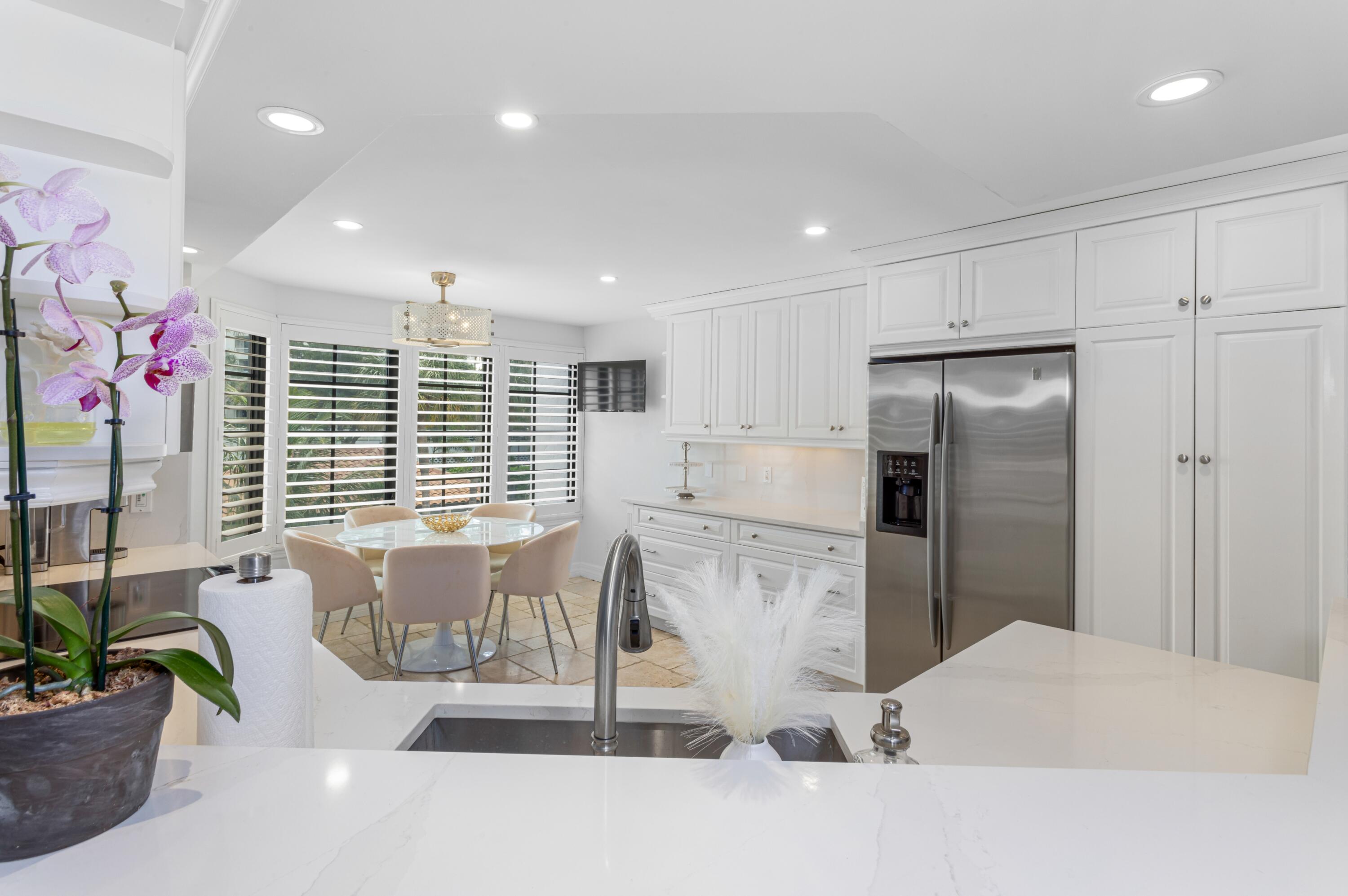 4401 N Ocean Boulevard 16