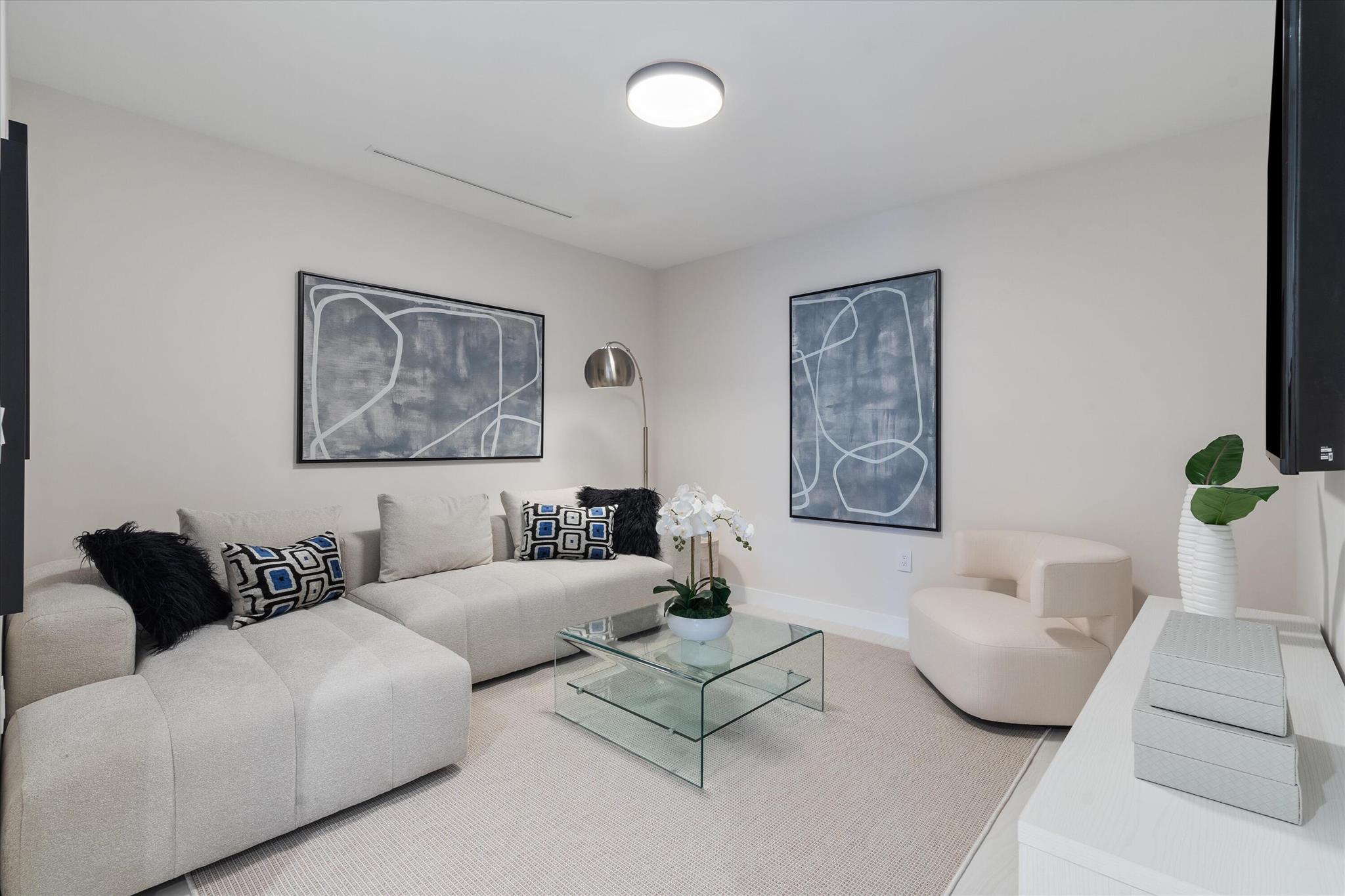 220 SE Mizner Boulevard 604